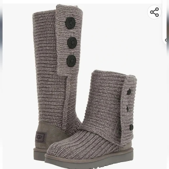UGG Grey Classic Cardy Knit Triple Button Boots- Size 7 - Picture 1 of 6